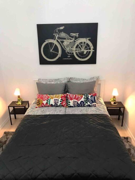 Perfect Location,Newly Decorated Modern, Large Place 60 M2, Really Quiet So You Can Have A Good Night Sleep, Ac, Netflix, Smart Tv, High-Speed Internet, World Famous New York Cafe Only 10 Minutes Walk Budapest Extérieur photo