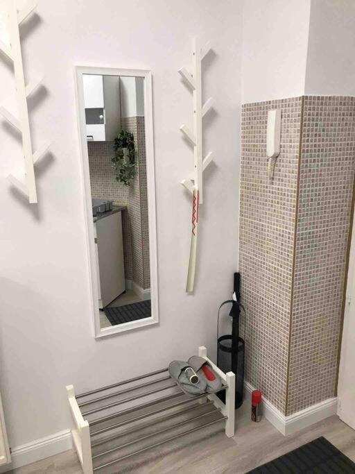 Perfect Location,Newly Decorated Modern, Large Place 60 M2, Really Quiet So You Can Have A Good Night Sleep, Ac, Netflix, Smart Tv, High-Speed Internet, World Famous New York Cafe Only 10 Minutes Walk Budapest Extérieur photo